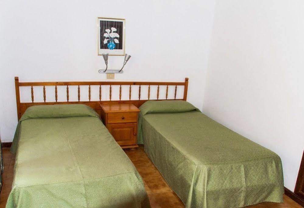 Apartamentos Las Acacias Пуэрто дель Кармен Экстерьер фото