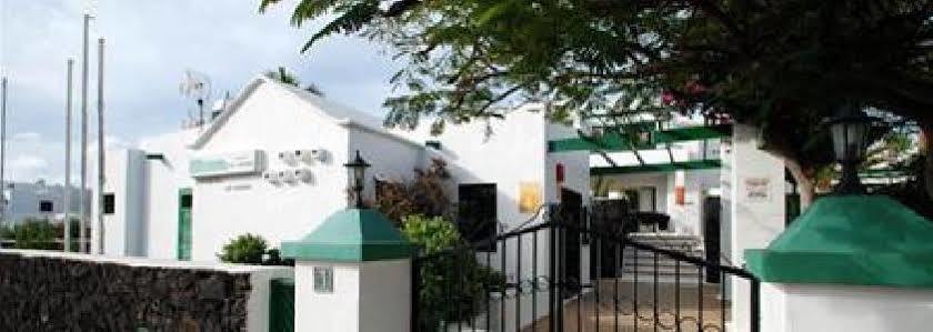 Apartamentos Las Acacias Пуэрто дель Кармен Экстерьер фото